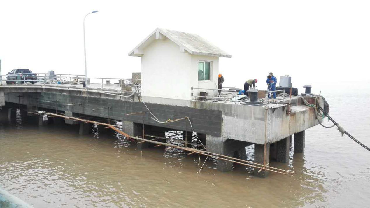 海邊建筑的混凝土裂縫要怎么處理？