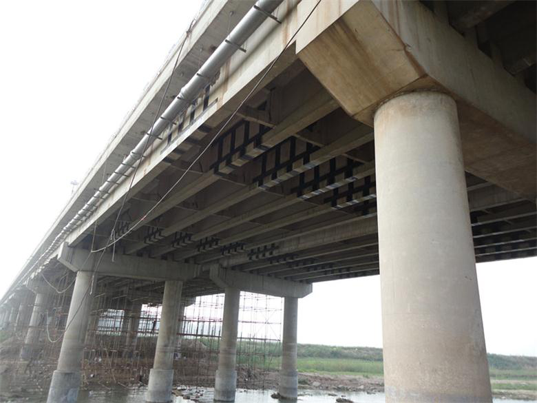 哪一種加固材料更適合橋梁加固？——曼卡特科技